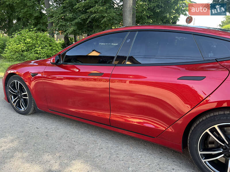 Лифтбек Tesla Model S 2019 в Виннице