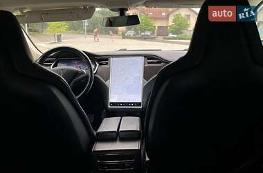 Лифтбек Tesla Model S 2013 в Львове