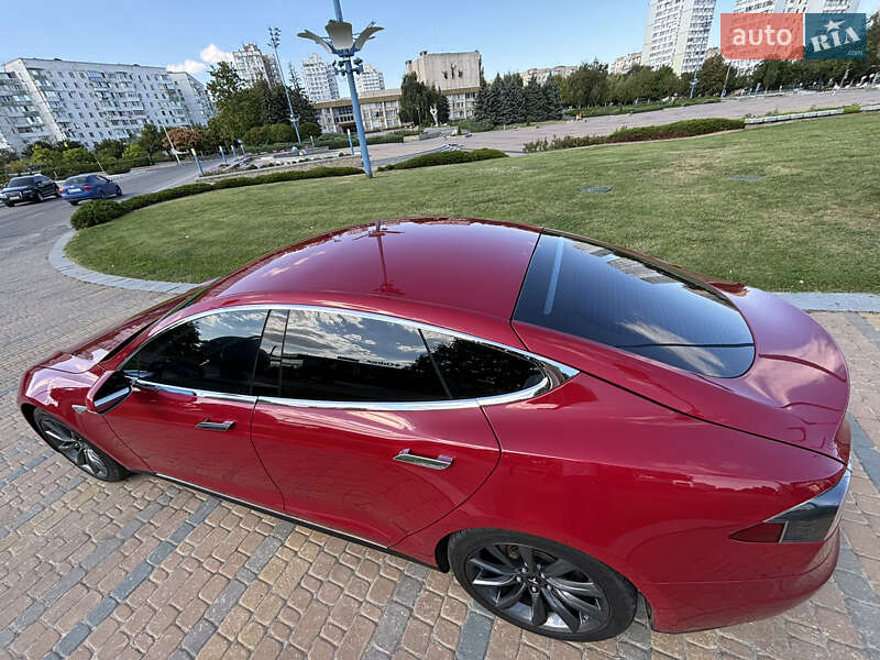 Ліфтбек Tesla Model S 2013 в Одесі