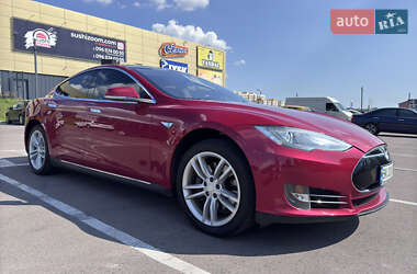 Ліфтбек Tesla Model S 2013 в Рівному