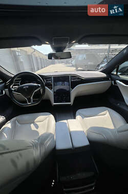 Лифтбек Tesla Model S 2016 в 