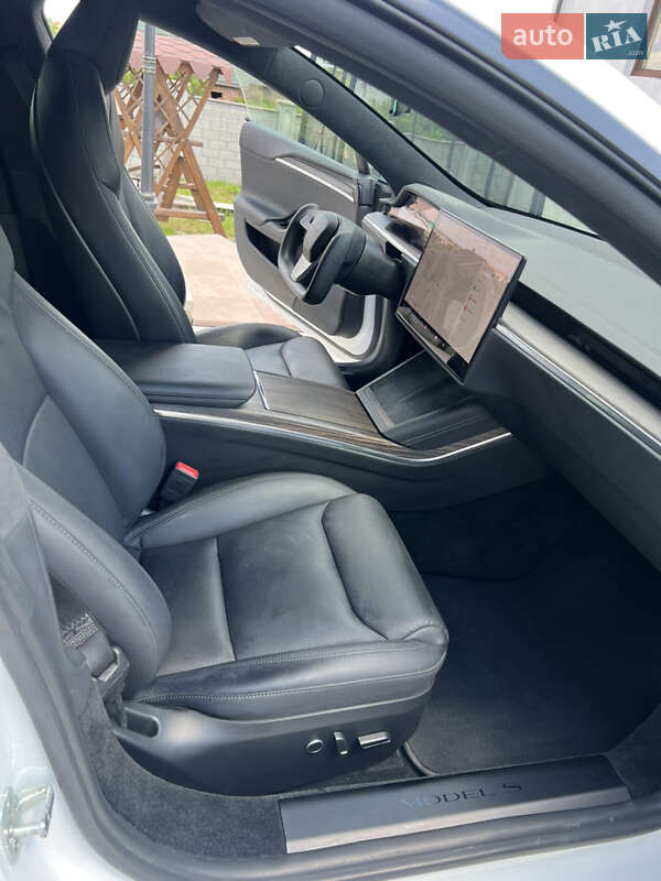 Лифтбек Tesla Model S 2021 в Золочеве