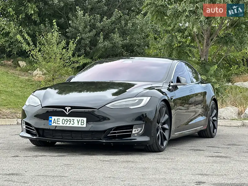 Tesla Model S