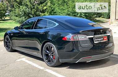 Лифтбек Tesla Model S 2013 в Виннице