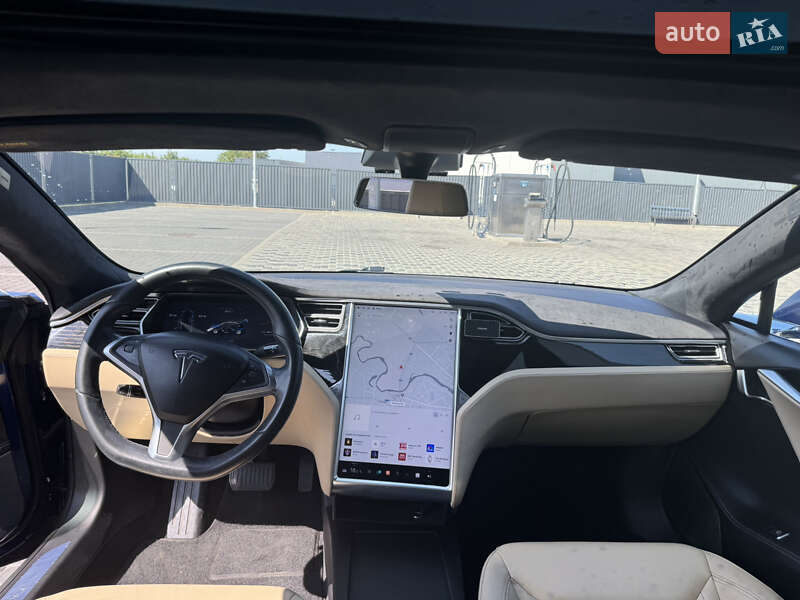 Ліфтбек Tesla Model S 2016 в Мукачевому