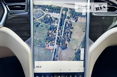 Ліфтбек Tesla Model S 2014 в 