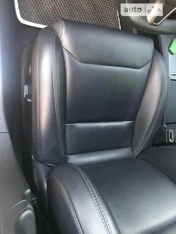 Ліфтбек Tesla Model S 2018 в Луцьку фото 18 Ліфтбек Tesla Model S 2018 в Луцьку