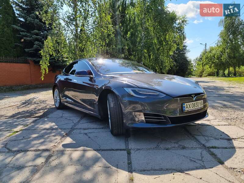 Лифтбек Tesla Model S 2016 в Харькове