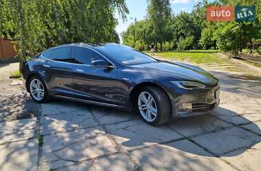 Лифтбек Tesla Model S 2016 в Харькове