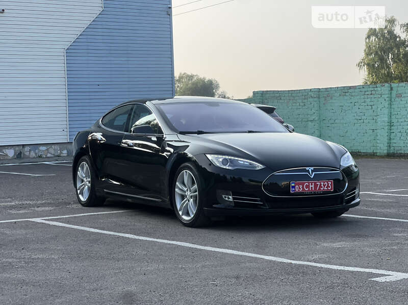 Ліфтбек Tesla Model S 2013 в Дубні фото 9 Ліфтбек Tesla Model S 2013 в Дубні