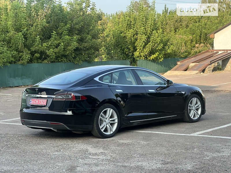 Ліфтбек Tesla Model S 2013 в Дубні фото 11 Ліфтбек Tesla Model S 2013 в Дубні