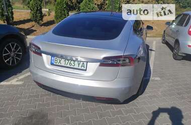 Лифтбек Tesla Model S 2017 в Хмельницком