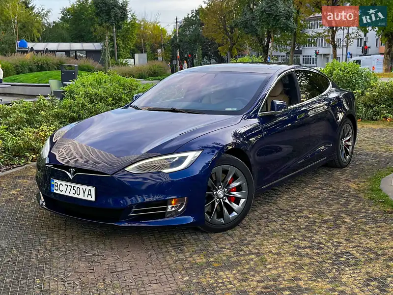 Tesla Model S