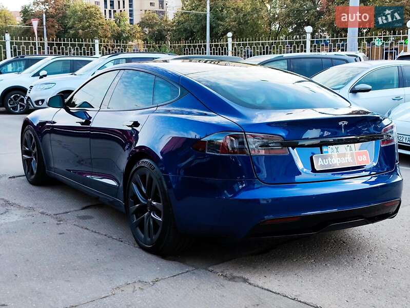 Лифтбек Tesla Model S 2022 в Харькове