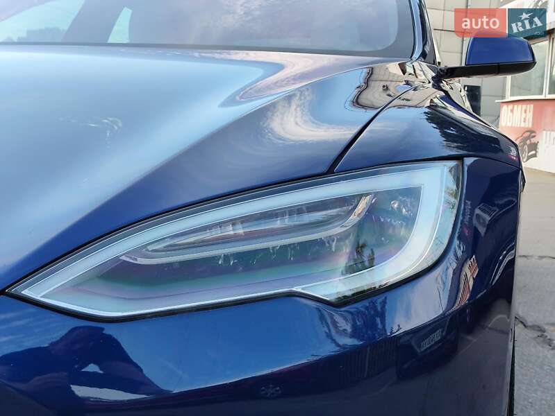 Лифтбек Tesla Model S 2022 в Харькове