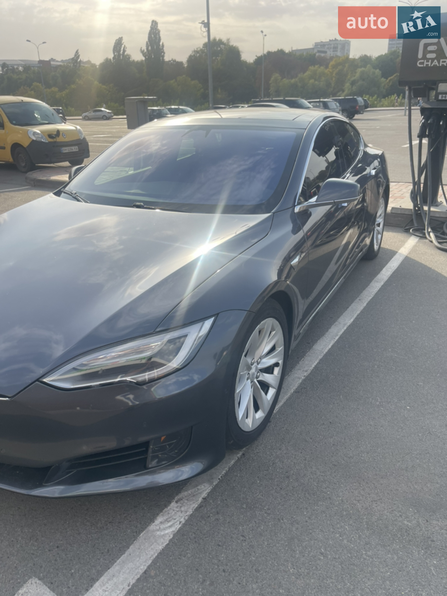 2017 Tesla Model S - фото 1