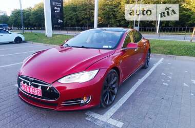 Лифтбек Tesla Model S 2013 в Львове