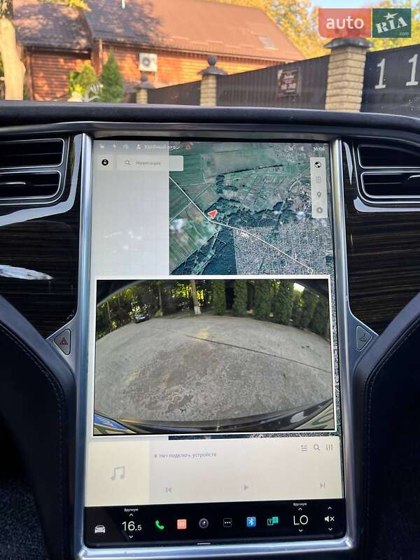 Лифтбек Tesla Model S 2016 в Сарнах