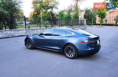 Лифтбек Tesla Model S 2017 в Днепре