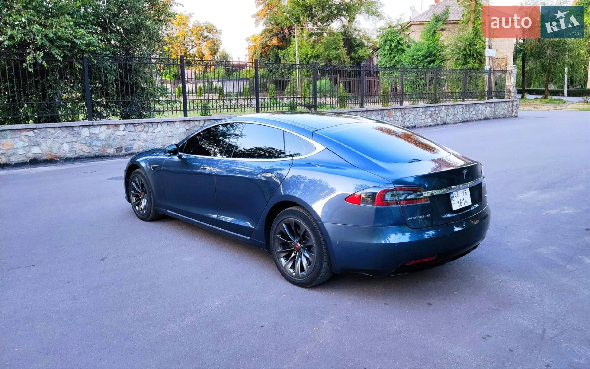 2017 Tesla Model S - мініатюра 19