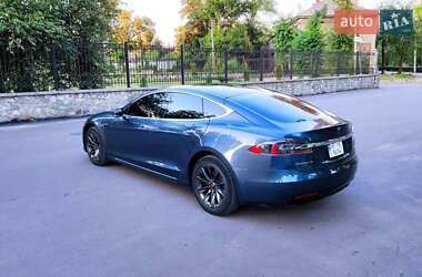 Лифтбек Tesla Model S 2017 в 