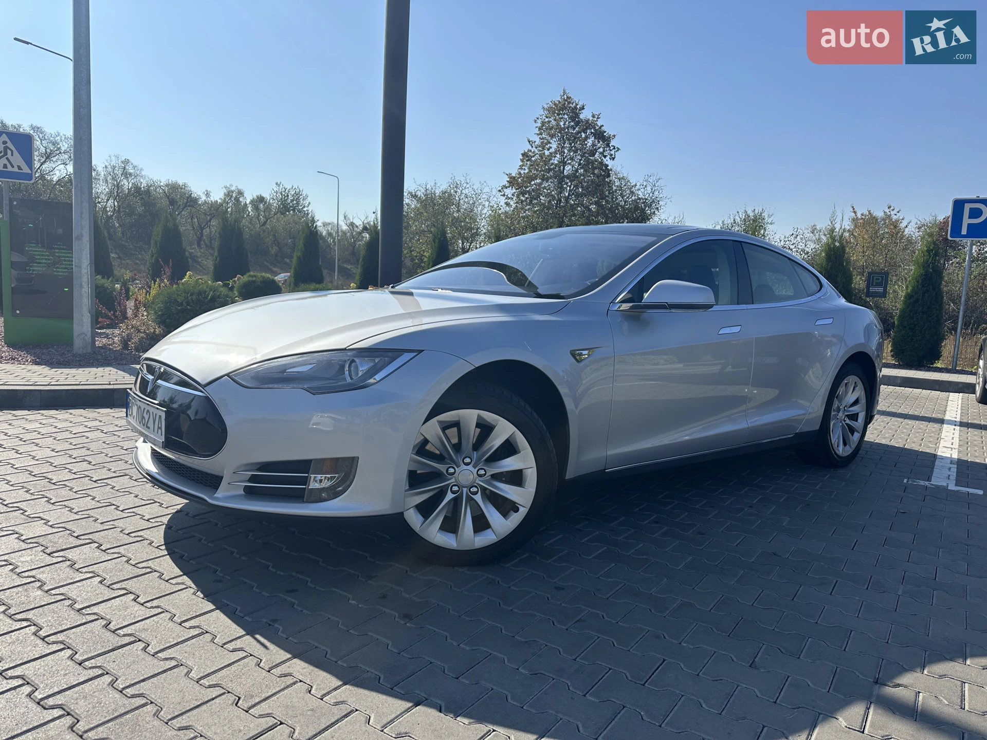 2013 Tesla Model S - мініатюра 2