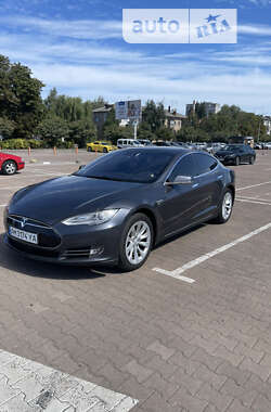 Лифтбек Tesla Model S 2016 в Житомире