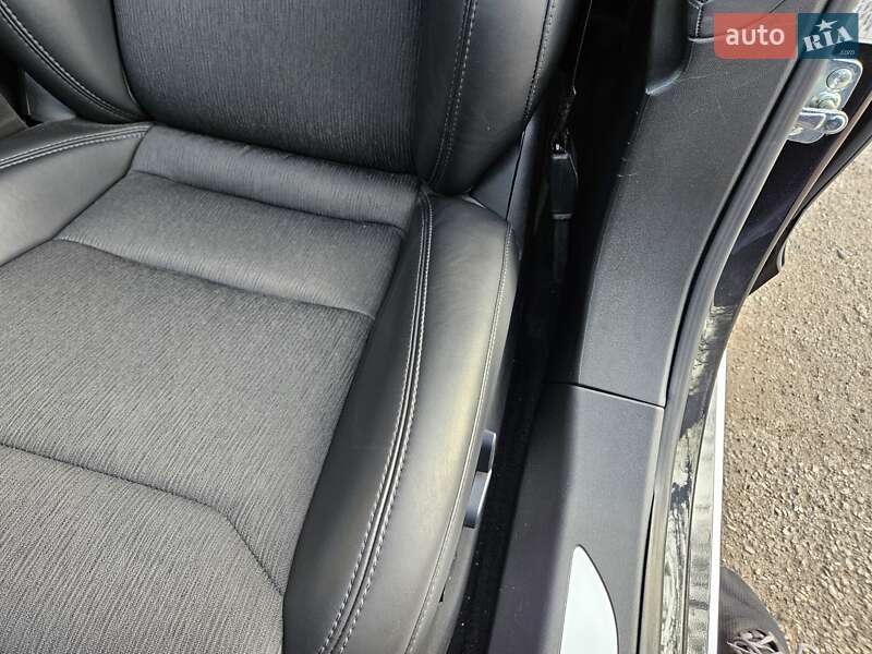 Ліфтбек Tesla Model S 2017 в Кривому Розі