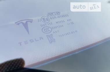 Лифтбек Tesla Model S 2022 в Харькове