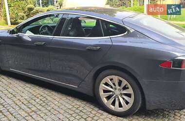 Лифтбек Tesla Model S 2017 в Одессе