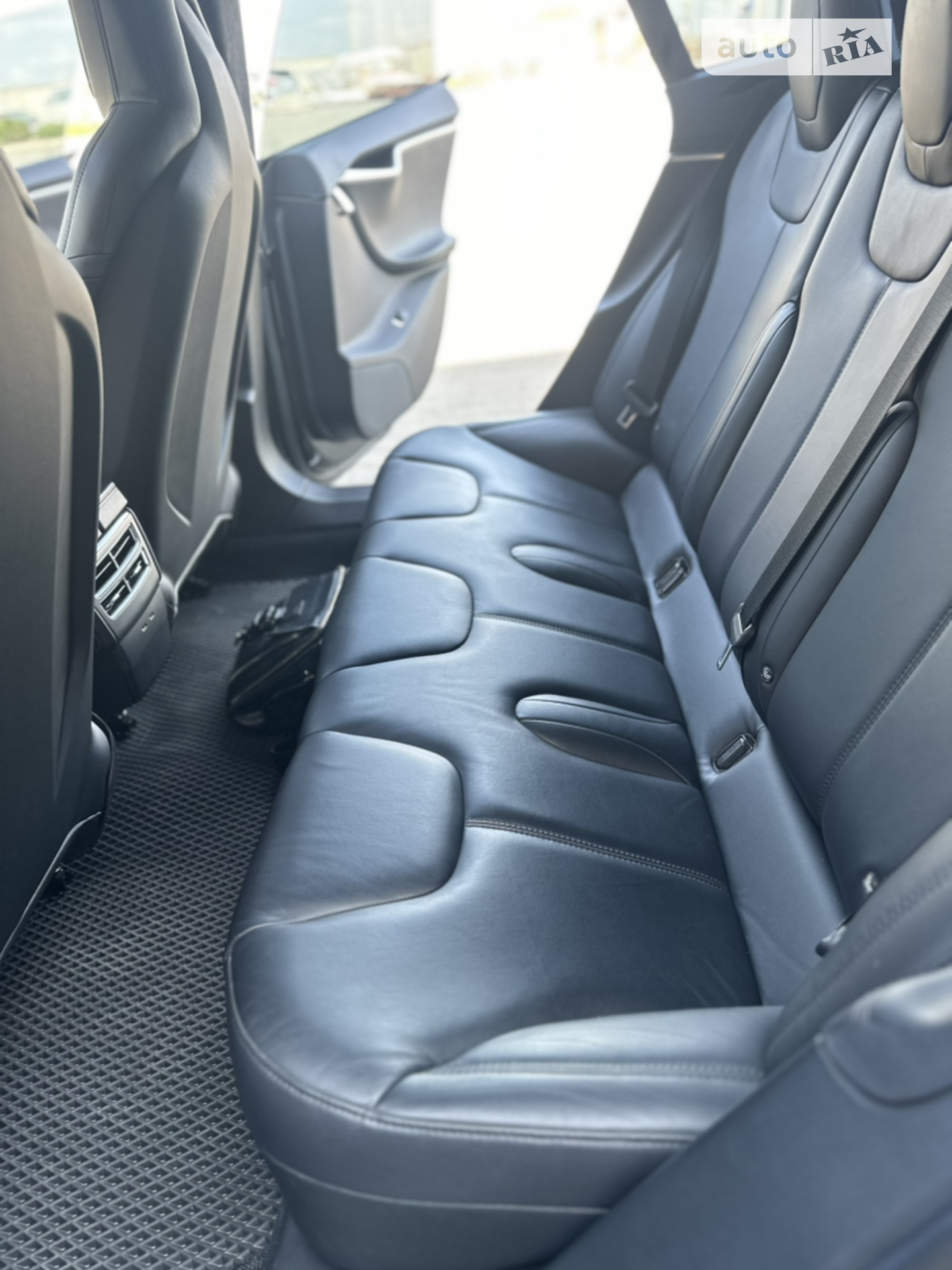 2016 Tesla Model S - мініатюра 42