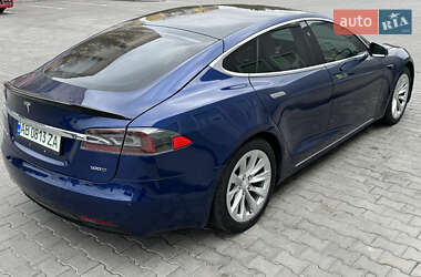 Лифтбек Tesla Model S 2018 в Виннице
