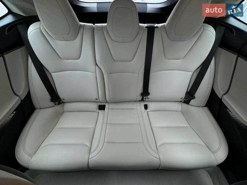 Лифтбек Tesla Model S 2018 в Виннице фото 19 Лифтбек Tesla Model S 2018 в Виннице