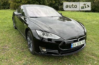 Лифтбек Tesla Model S 2013 в Красилове