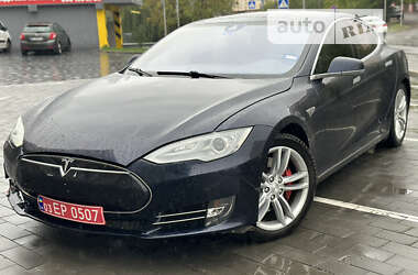 Лифтбек Tesla Model S 2014 в Луцке