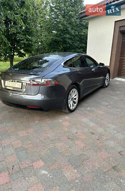 Ліфтбек Tesla Model S 2017 в 