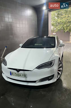 Ліфтбек Tesla Model S 2017 в Києві