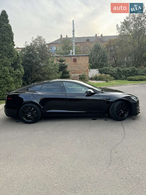 Ліфтбек Tesla Model S 2022 в Черкасах