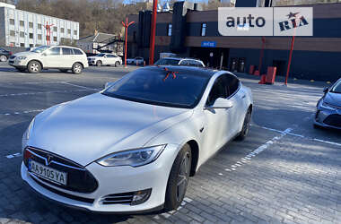 Ліфтбек Tesla Model S 2013 в Києві