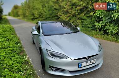 Ліфтбек Tesla Model S 2018 в 