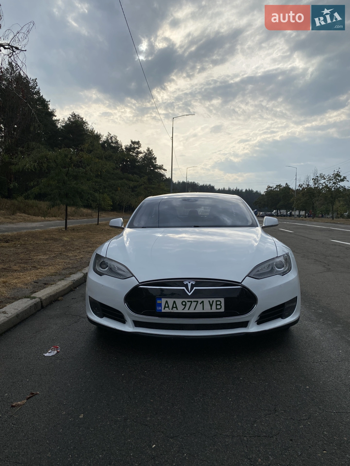2015 Tesla Model S - мініатюра 2