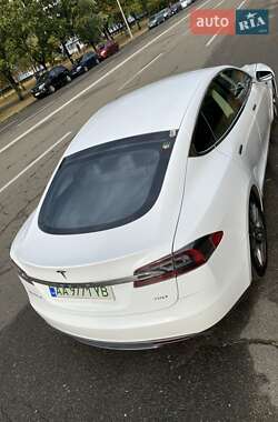 Ліфтбек Tesla Model S 2015 в Києві фото 12 Ліфтбек Tesla Model S 2015 в Києві