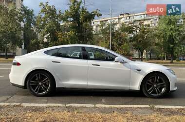 Ліфтбек Tesla Model S 2015 в Києві фото 7 Ліфтбек Tesla Model S 2015 в Києві