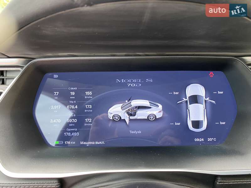 Ліфтбек Tesla Model S 2015 в Києві фото 27 Ліфтбек Tesla Model S 2015 в Києві