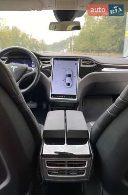 Лифтбек Tesla Model S 2015 в Киеве