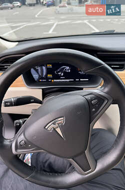 Лифтбек Tesla Model S 2019 в 