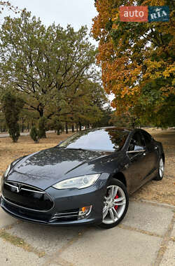 Лифтбек Tesla Model S 2014 в Харькове