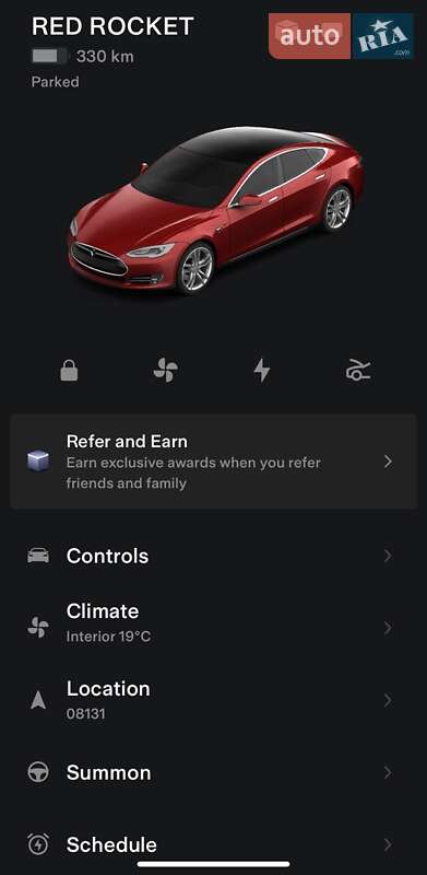 Лифтбек Tesla Model S 2015 в Киеве