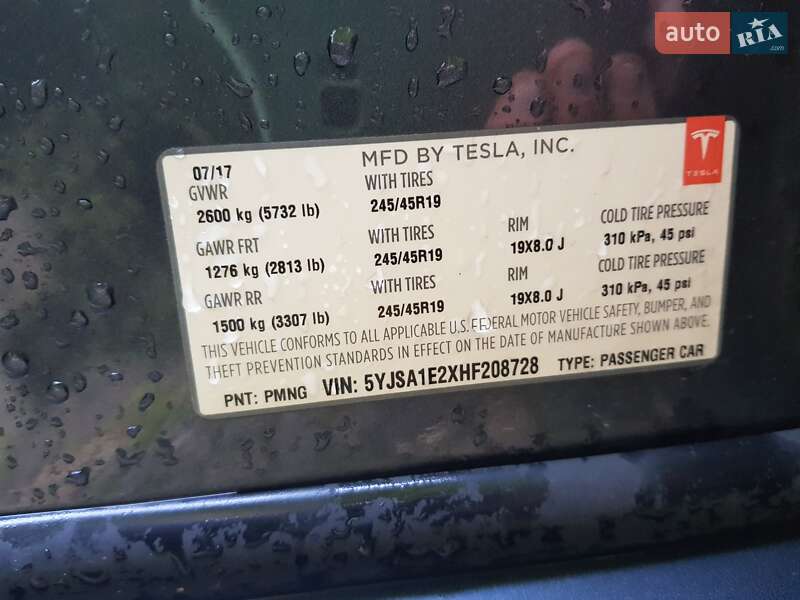 Ліфтбек Tesla Model S 2017 в Одесі