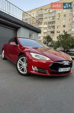 Лифтбек Tesla Model S 2015 в Белой Церкви